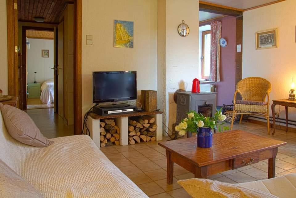 La Petite Maison Six Planes Eksteriør billede